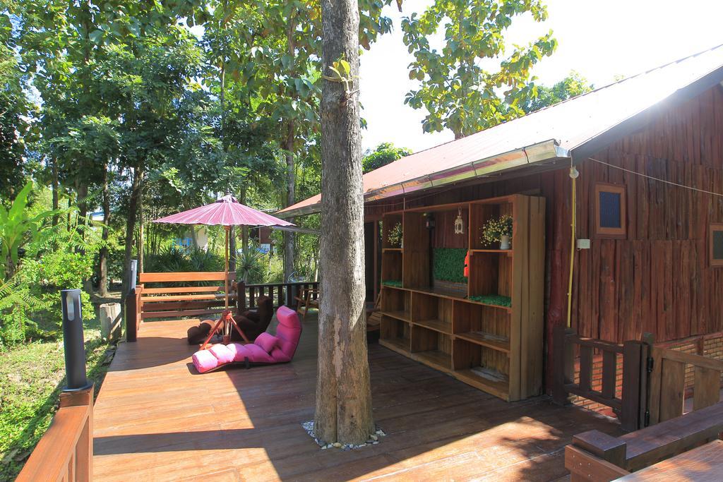 Villa Baan Suan Auy Kham Mae Sai Exterior foto